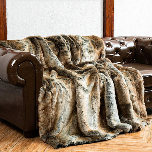Battilo Faux Fur Throw Blanket