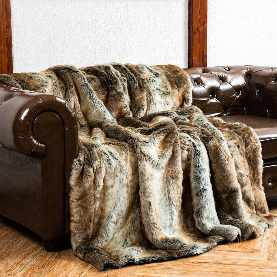 Battilo Faux Fur Throw Blanket